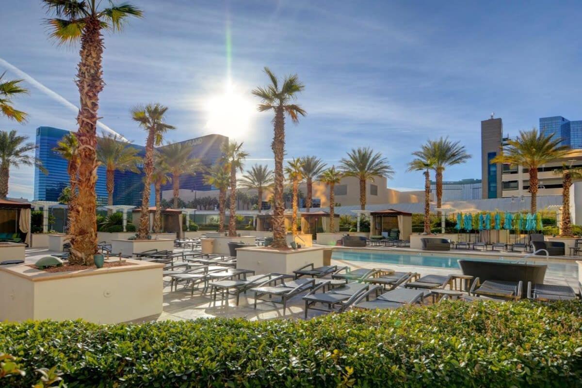 Mgm Signature-15-709 Strip View Jacuzzi Studio لاس فيغاس المظهر الخارجي الصورة